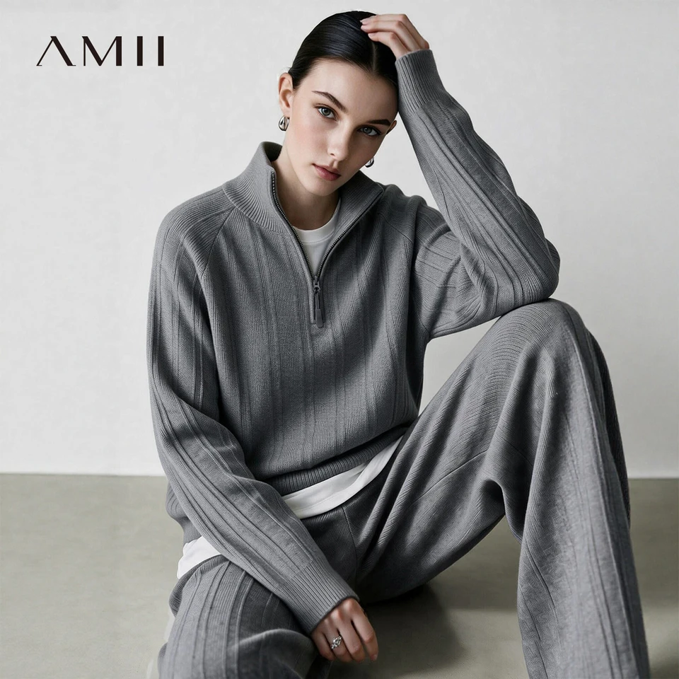 סוודר נשים של Amii עם צווארון חצי רוכסן, בסגנון מינימליסטי, קז'ואל, סרוג, צמוד, חורף 2026, אופנת נשים, סוודרים 12623095